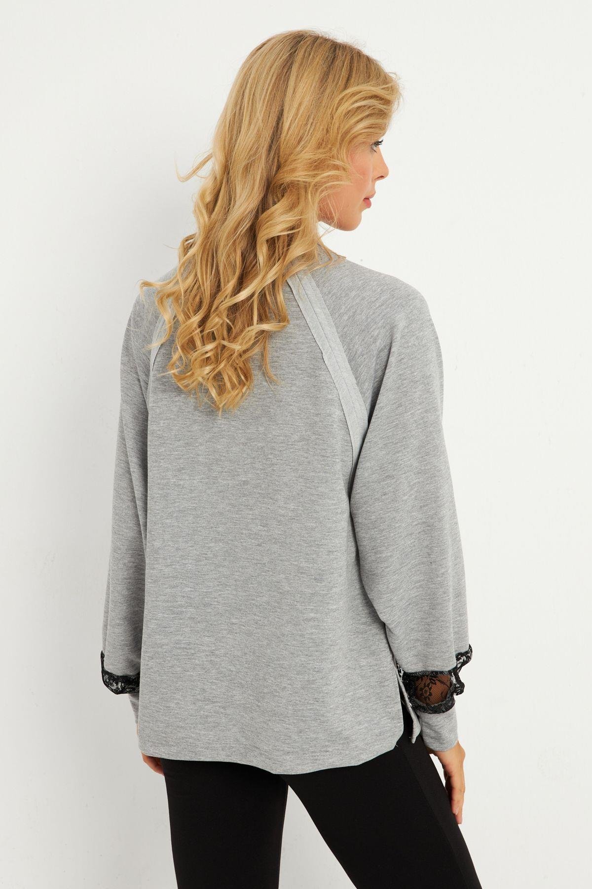 Kadın Siyah Dantel Detaylı Sweatshirt EY2906
