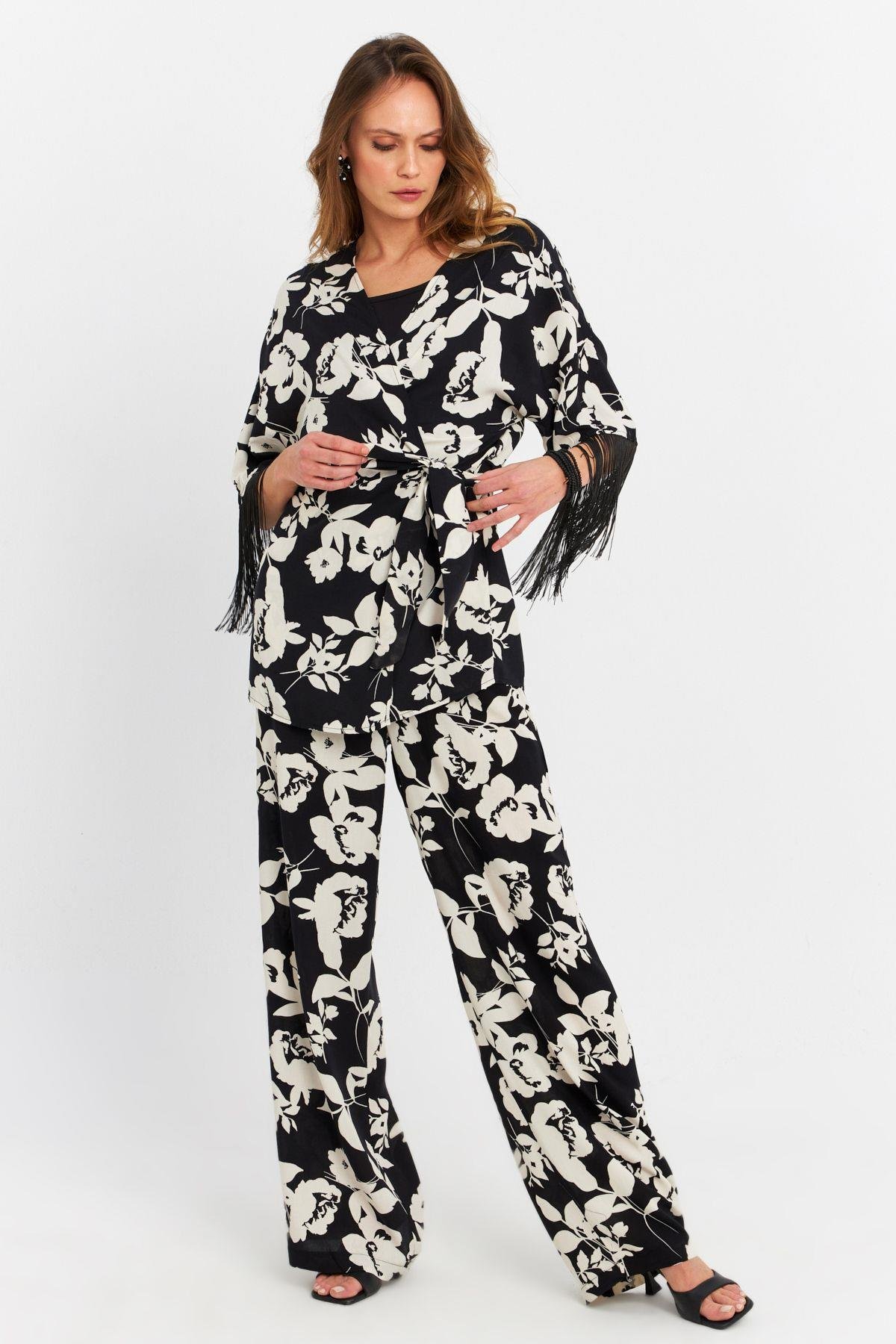 Kadın Siyah-Ekru Desenli Kimono Takım MELT1031
