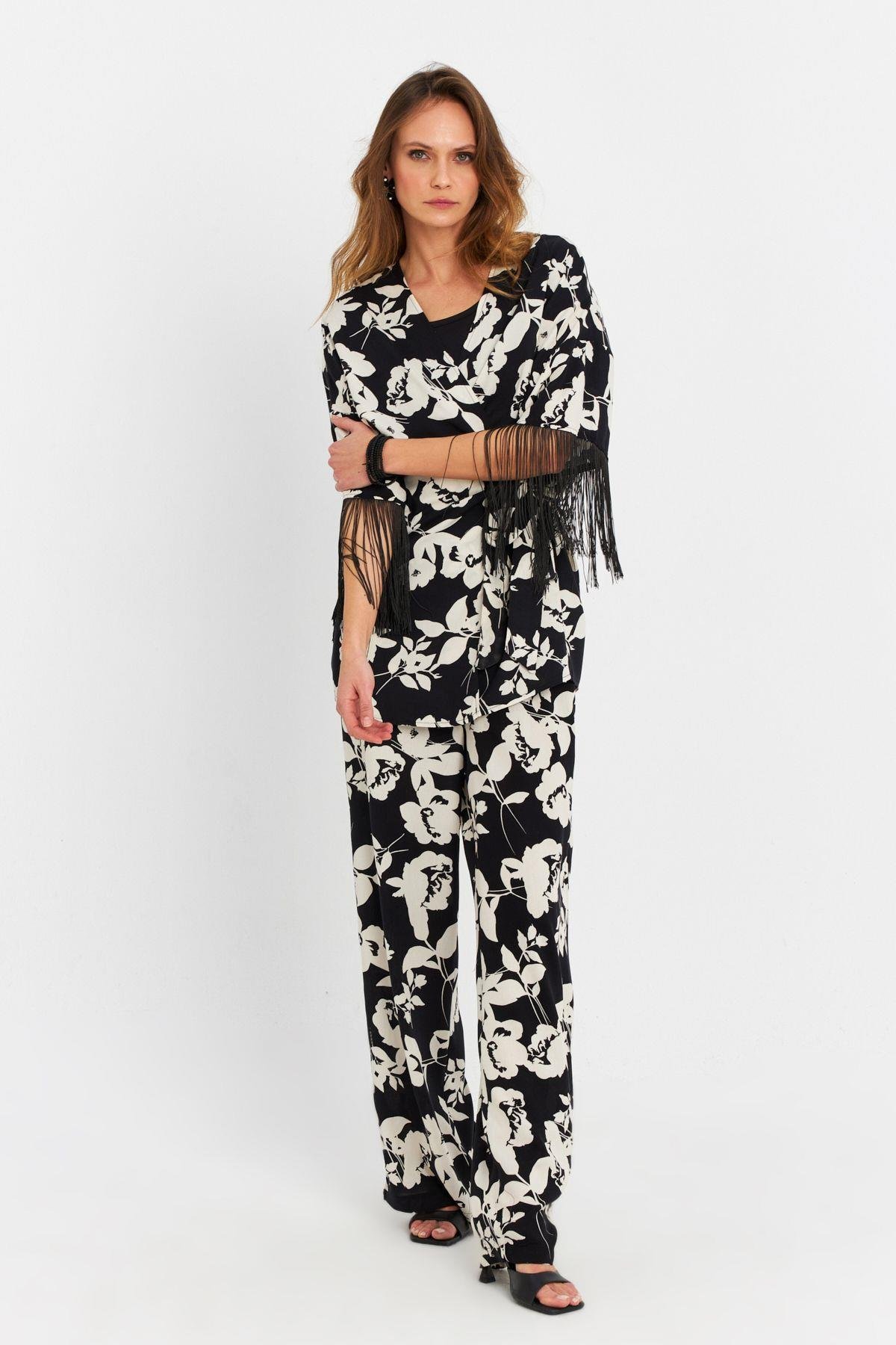 Kadın Siyah-Ekru Desenli Kimono Takım MELT1031