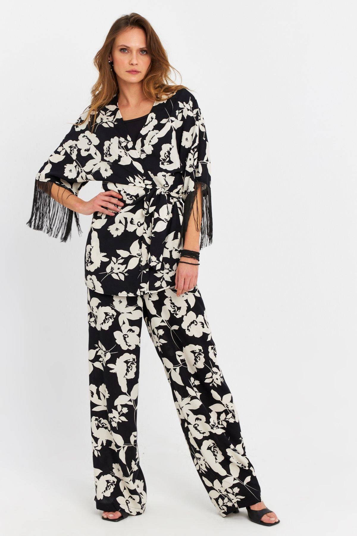 Kadın Siyah-Ekru Desenli Kimono Takım MELT1031