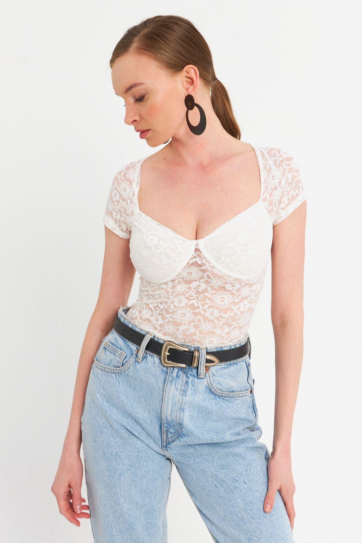 Kadın Siyah Kalp Yaka Tül Crop Bluz TPG05