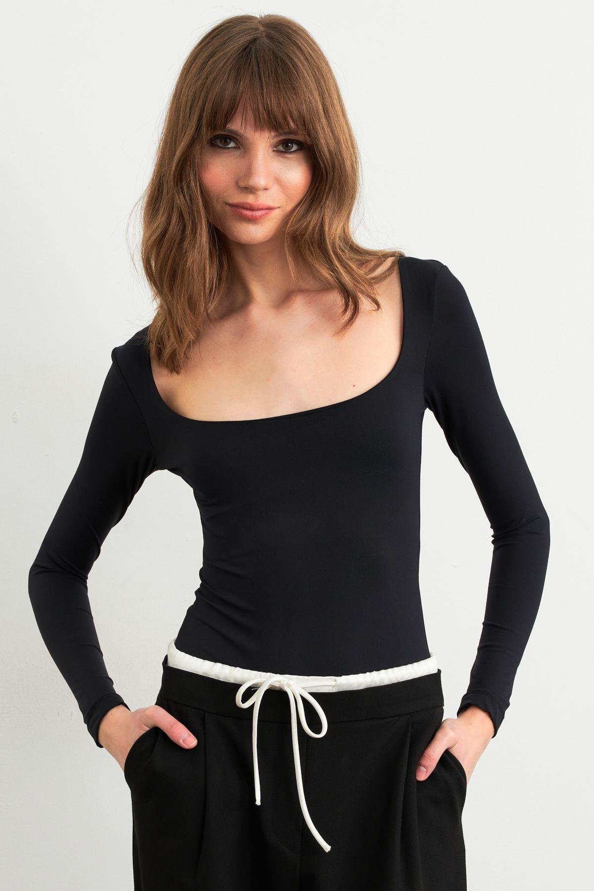 Kadın Siyah Kayık Yaka Basic Body CY352