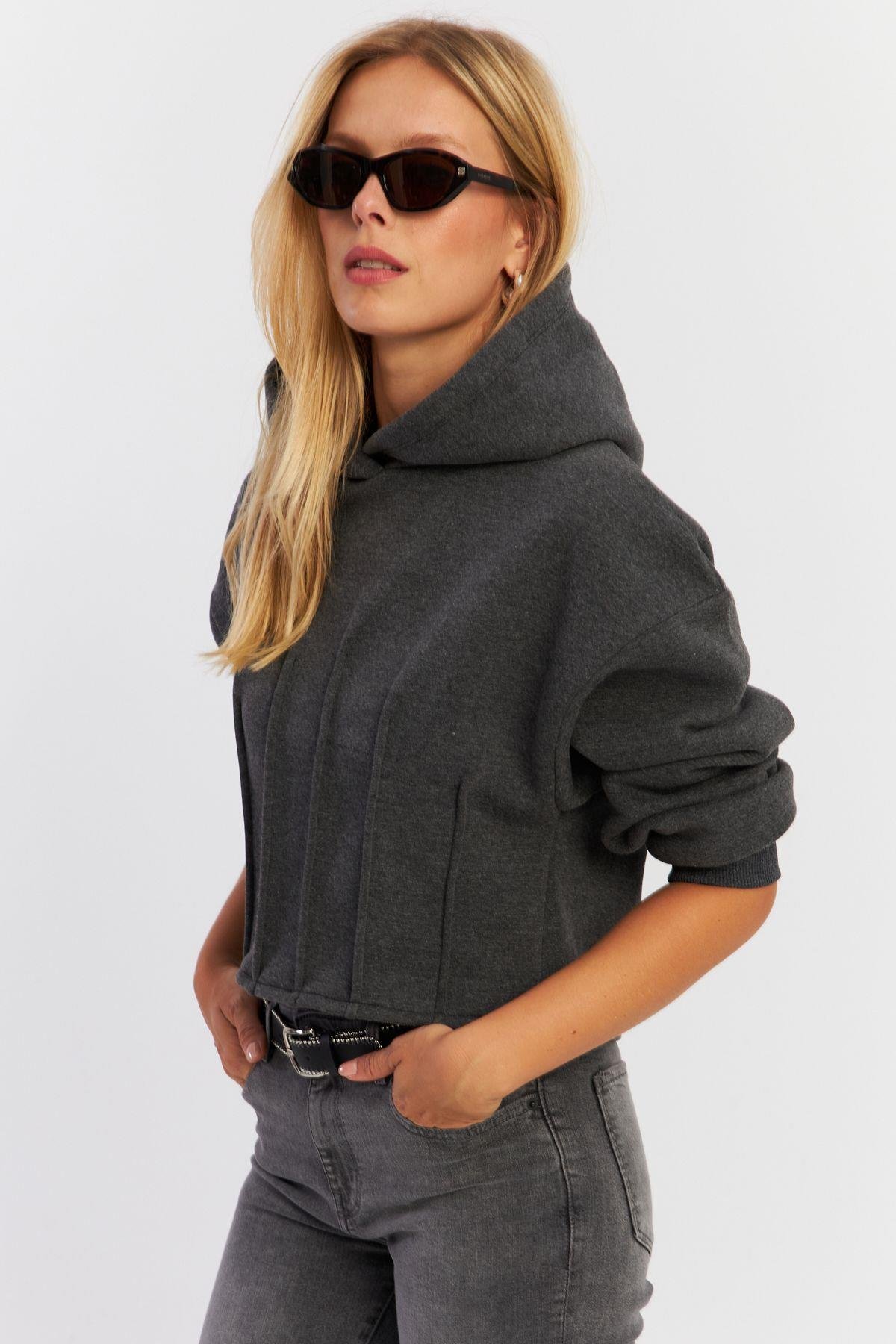 Kadın Siyah Nervüllü Üç İplik Sweatshirt TF13
