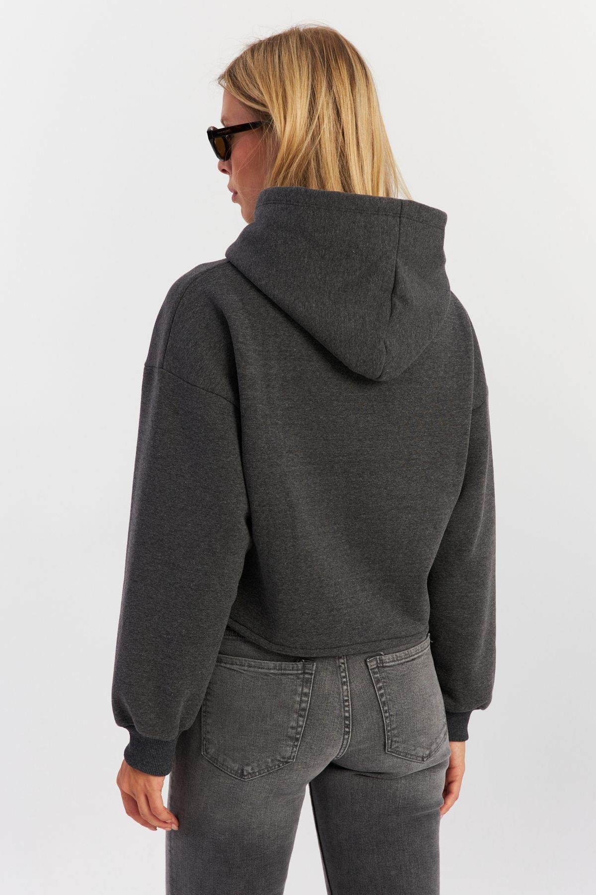 Kadın Siyah Nervüllü Üç İplik Sweatshirt TF13
