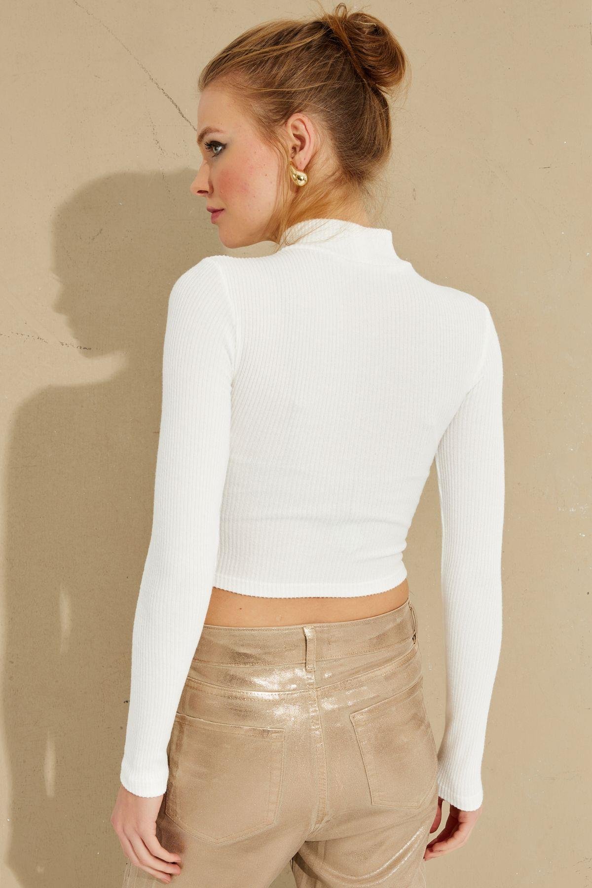 Kadın Siyah Önü Damla Crop Bluz LPP1243