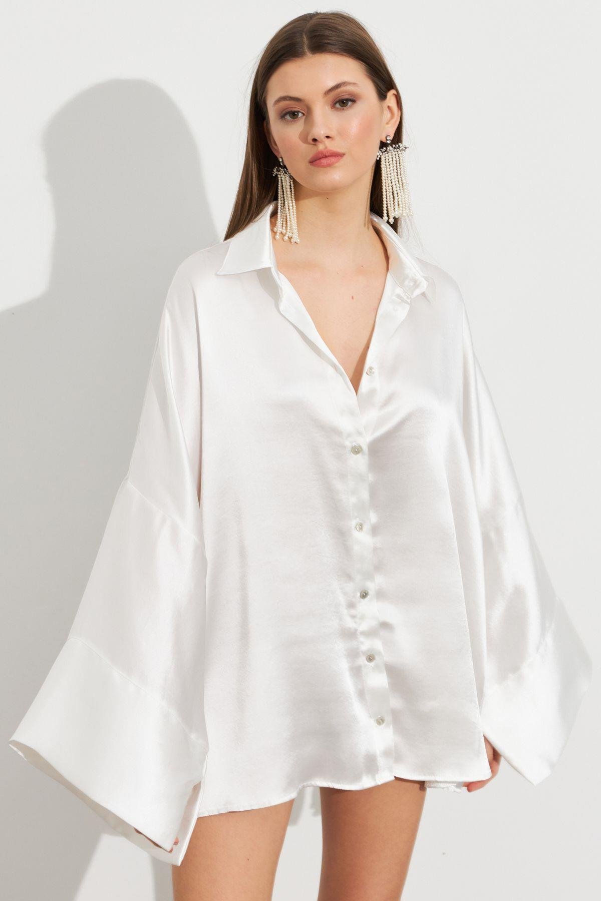 Kadın Siyah Oversize Gömlek ROP106