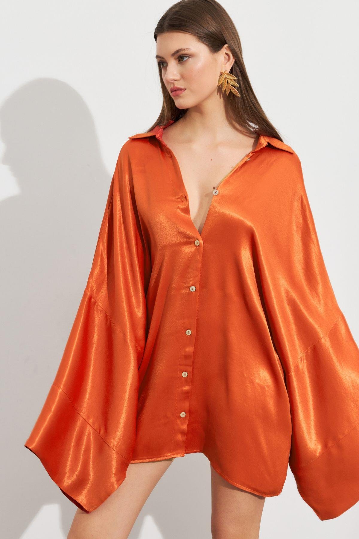 Kadın Siyah Oversize Gömlek ROP106