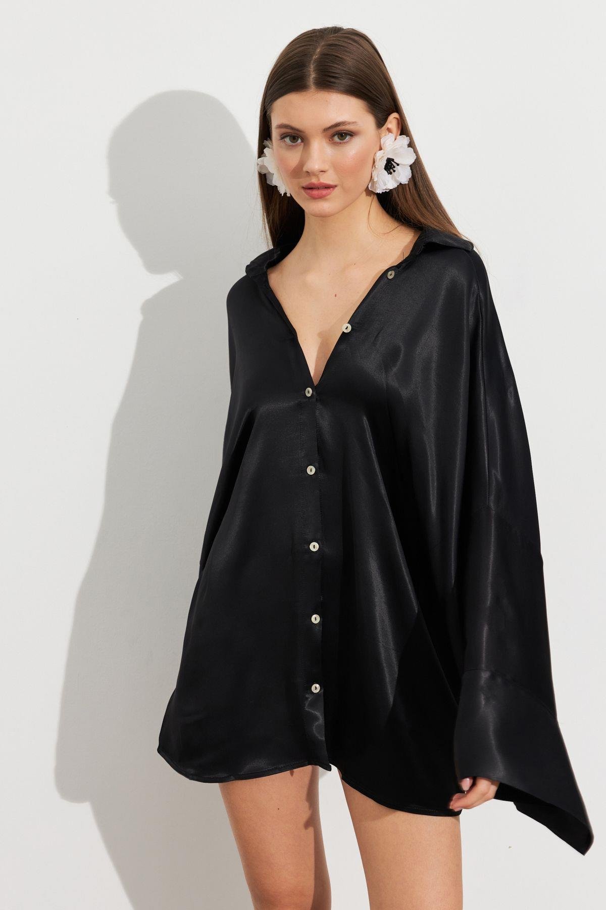 Kadın Siyah Oversize Gömlek ROP106