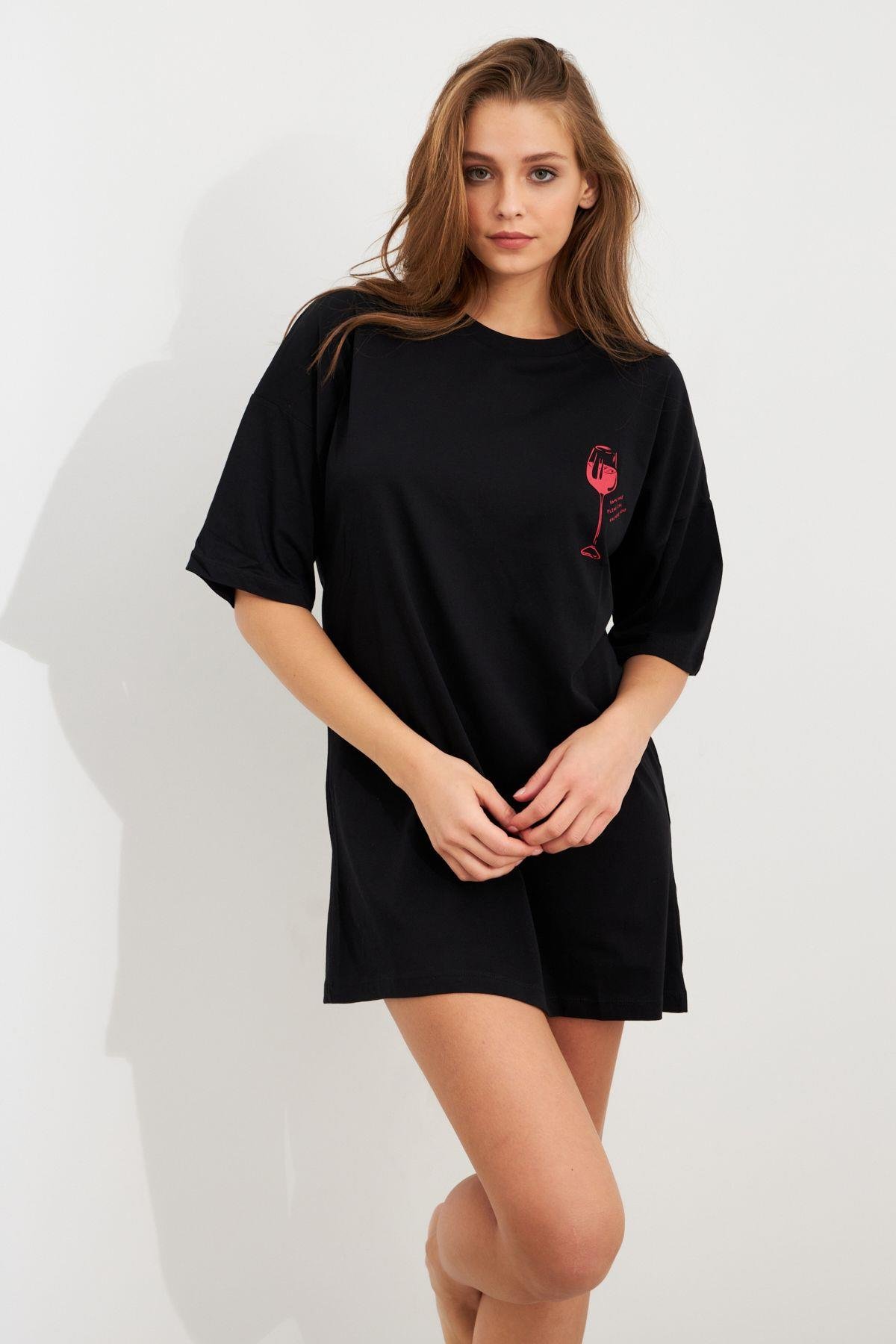 Kadın Siyah Oversize Pijama T-Shirt TPG14