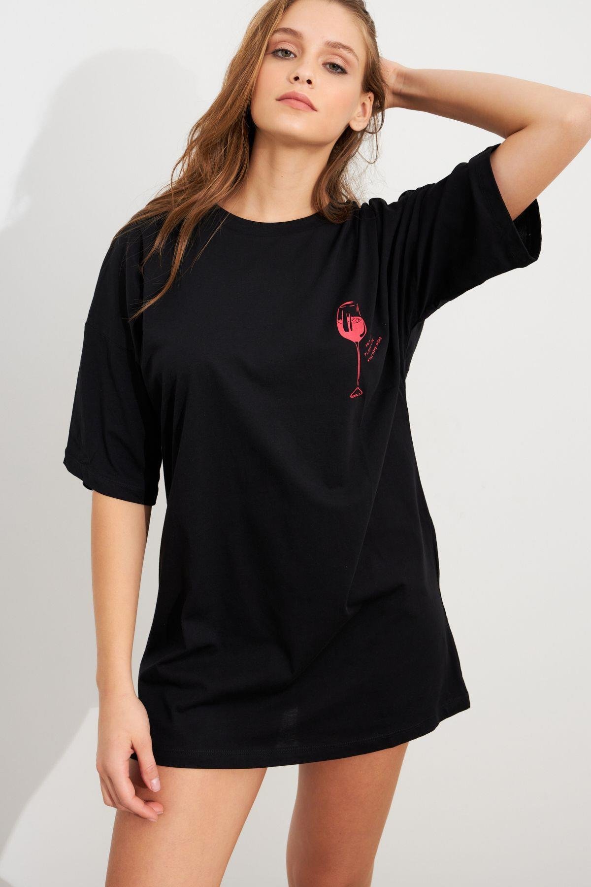 Kadın Siyah Oversize Pijama T-Shirt TPG14