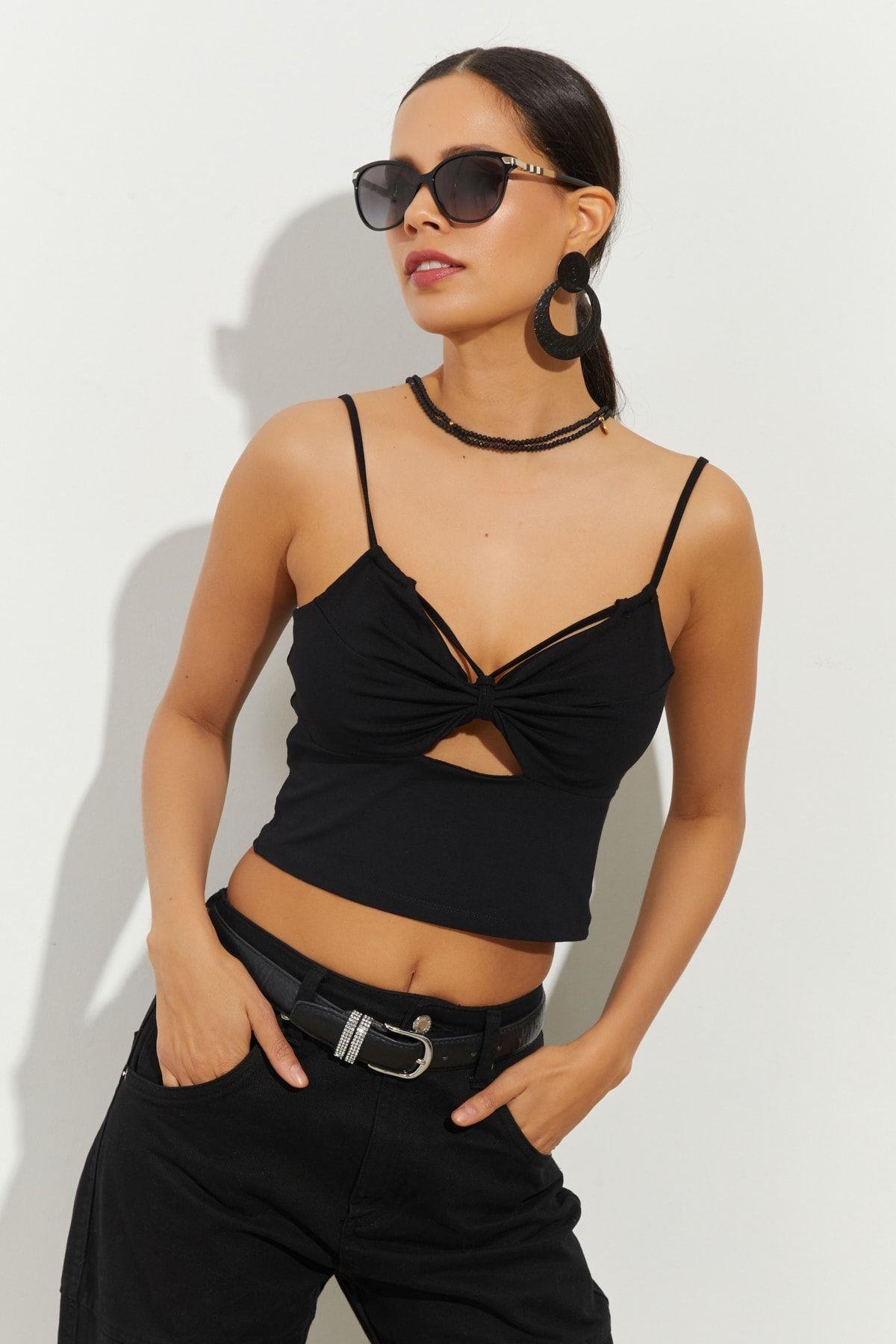 Kadın Siyah Pencereli Crop Bluz B2441