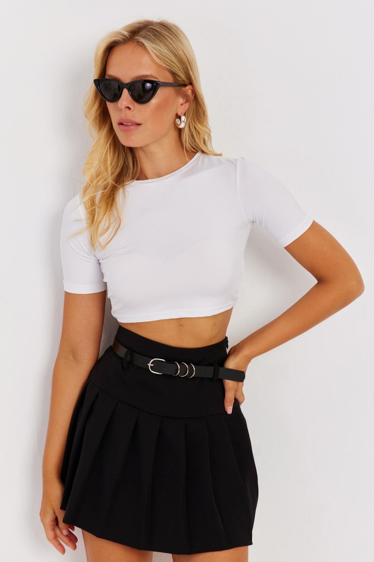 Kadın Siyah Sırt Dekolteli Crop Bluz CY450