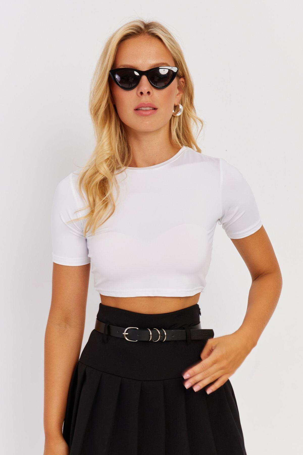 Kadın Siyah Sırt Dekolteli Crop Bluz CY450