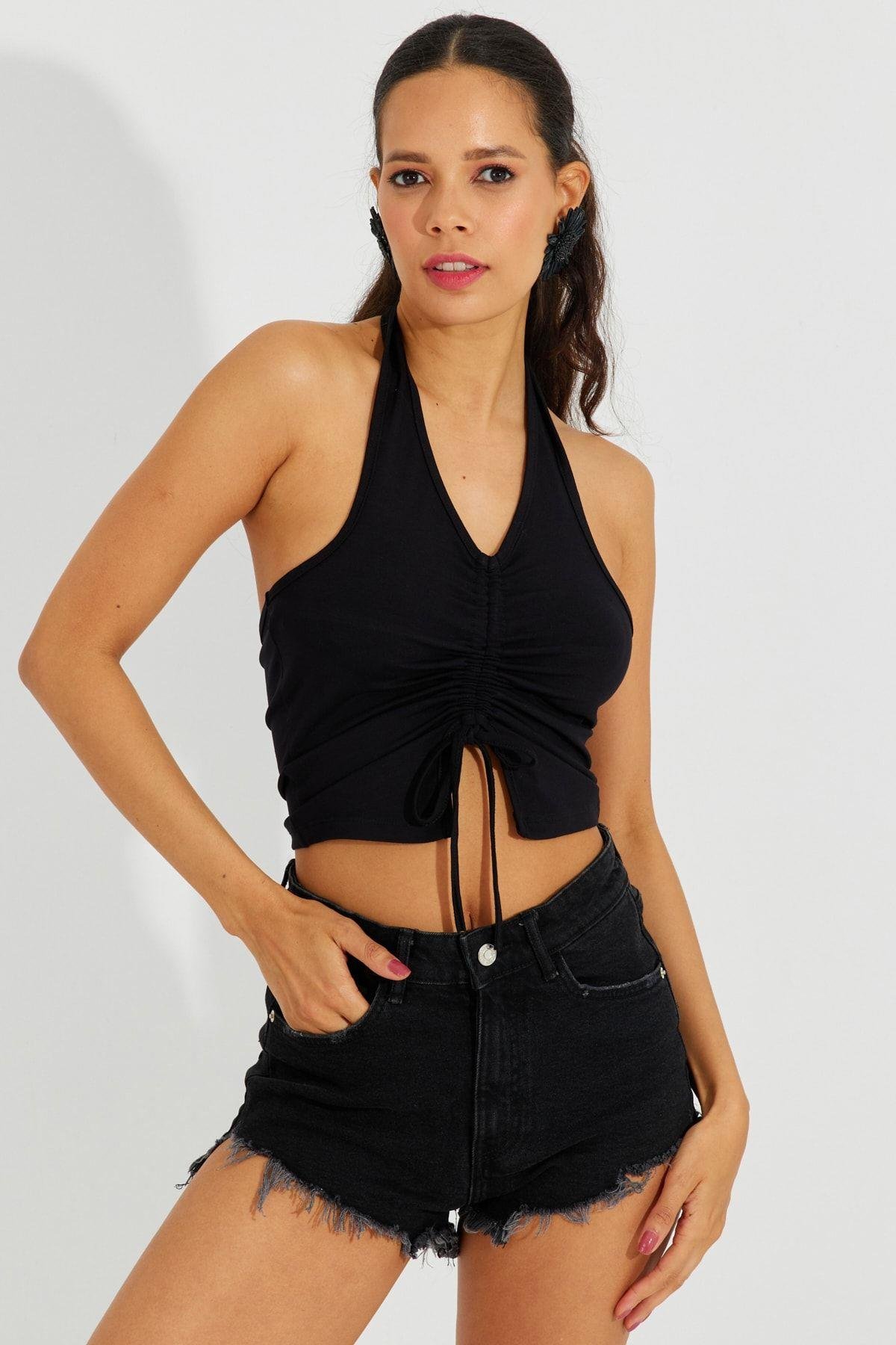 Kadın Siyah Sırtı Açık Crop Bluz B2697