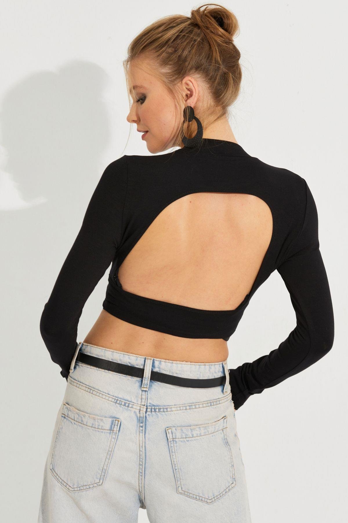 Kadın Siyah Sırtı Açık Crop Bluz B3072