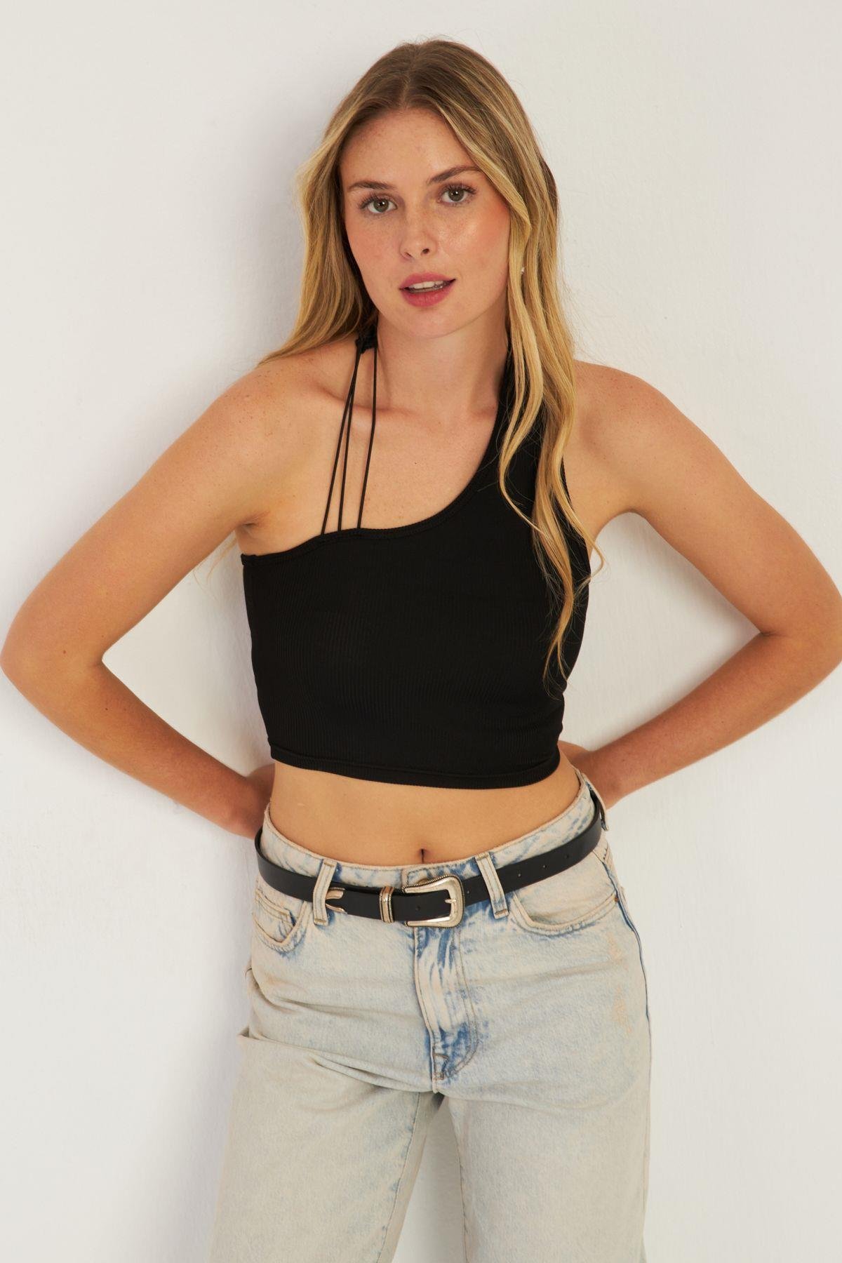 Kadın Siyah Sırtı Açık Crop Bluz CG345