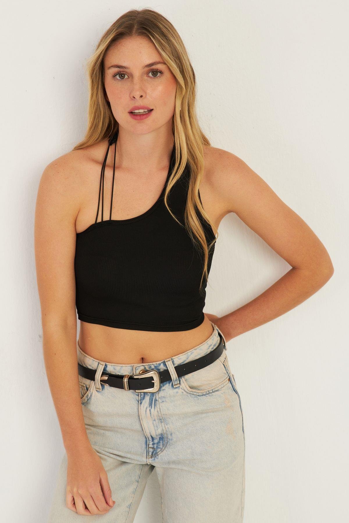 Kadın Siyah Sırtı Açık Crop Bluz CG345