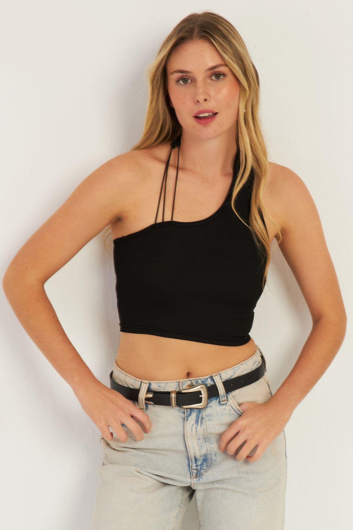 Kadın Siyah Sırtı Açık Crop Bluz CG345