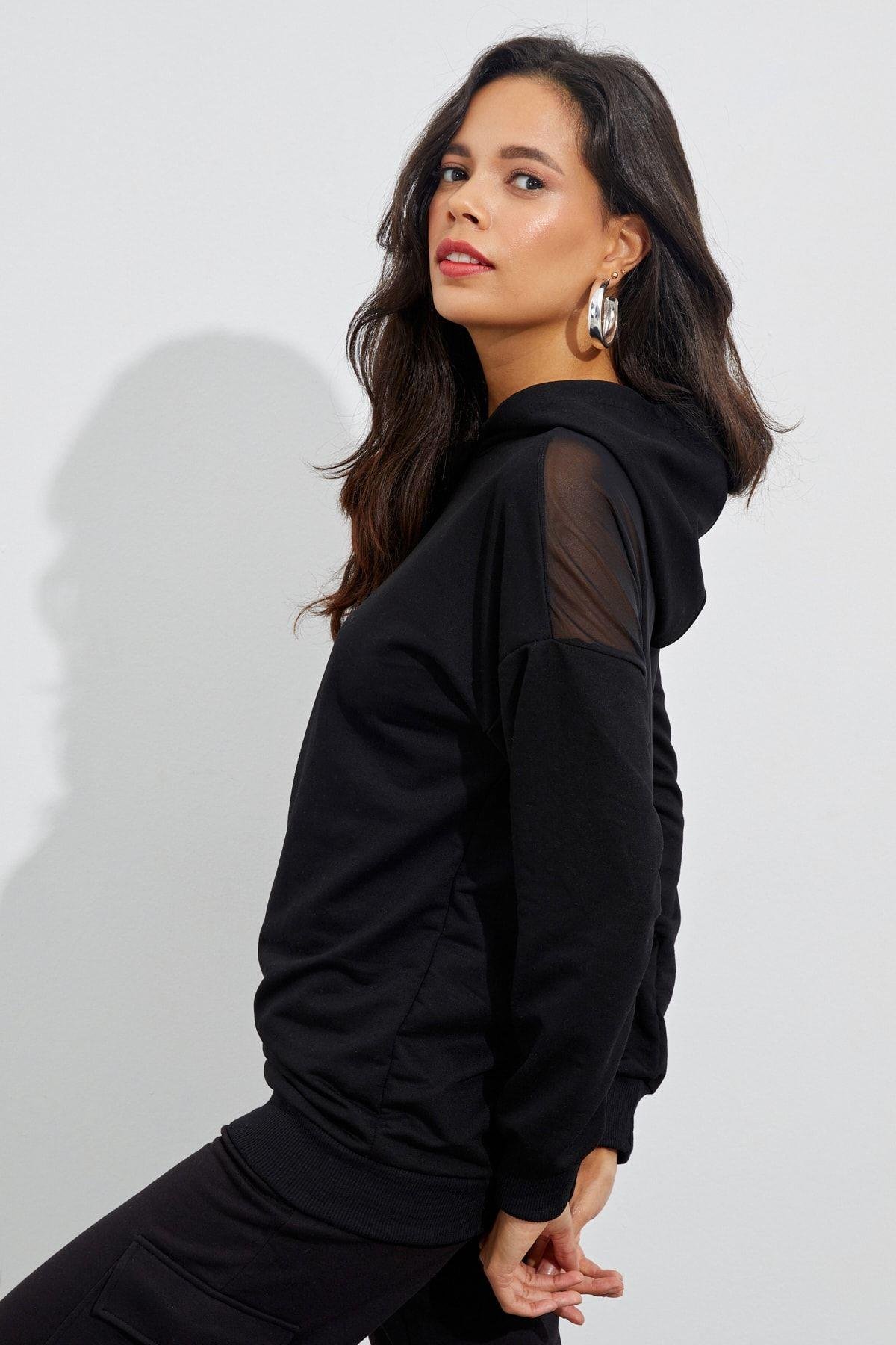 Kadın Siyah Sırtı Tül Kapüşonlu Sweatshirt EY1523
