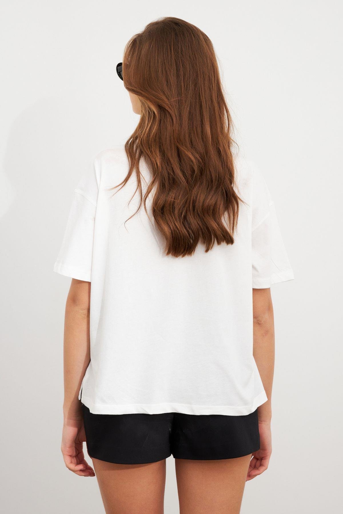 Kadın Siyah Straslı Oversize T-Shirt TPG13