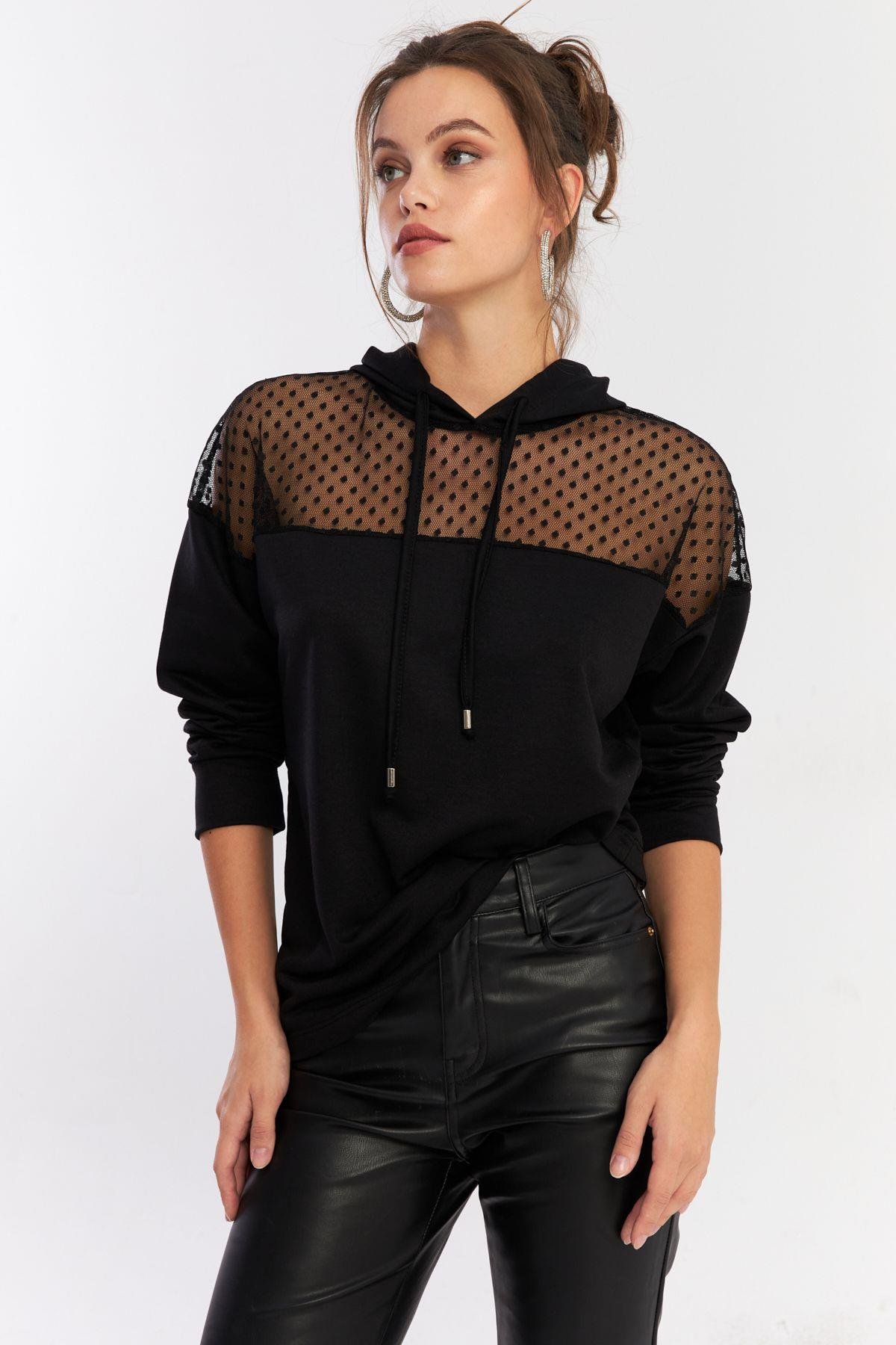 Kadın Siyah Üstü Tül Kapüşonlu Sweatshirt EY2934