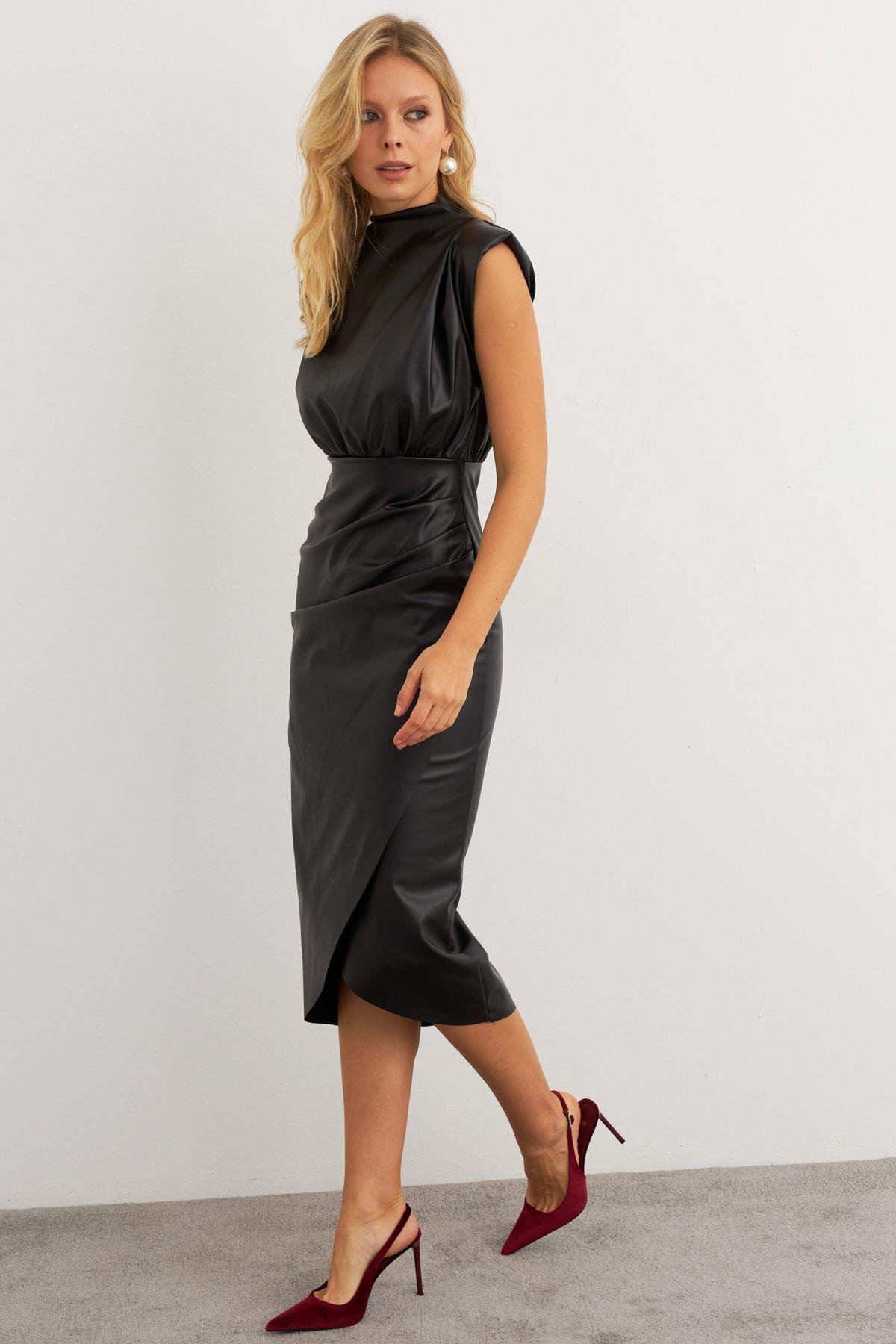 Kadın Siyah Vatkalı Drape Suni Deri Midi Elbise KSD1195
