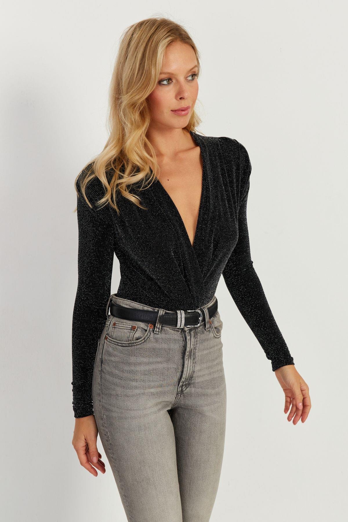 Kadın Siyah Vatkalı Kruvaze Çıtçıtlı Bodysuit GÇ151