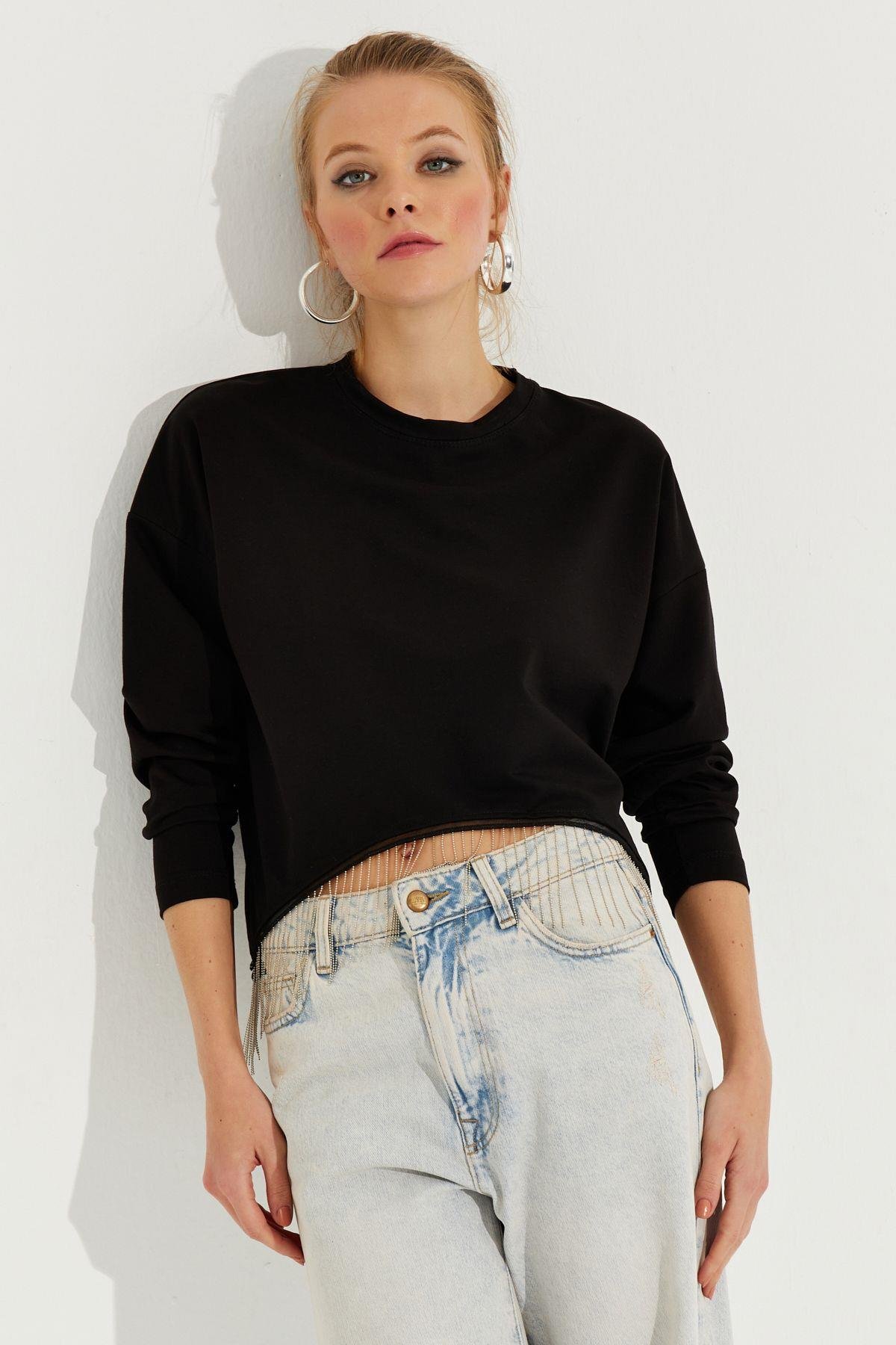 Kadın Siyah Zincirli Asimetrik Sweatshirt EY2664