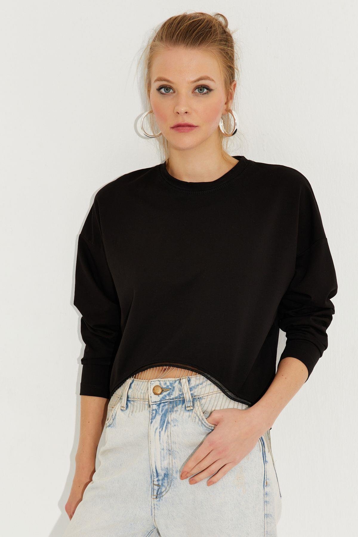 Kadın Siyah Zincirli Asimetrik Sweatshirt EY2664