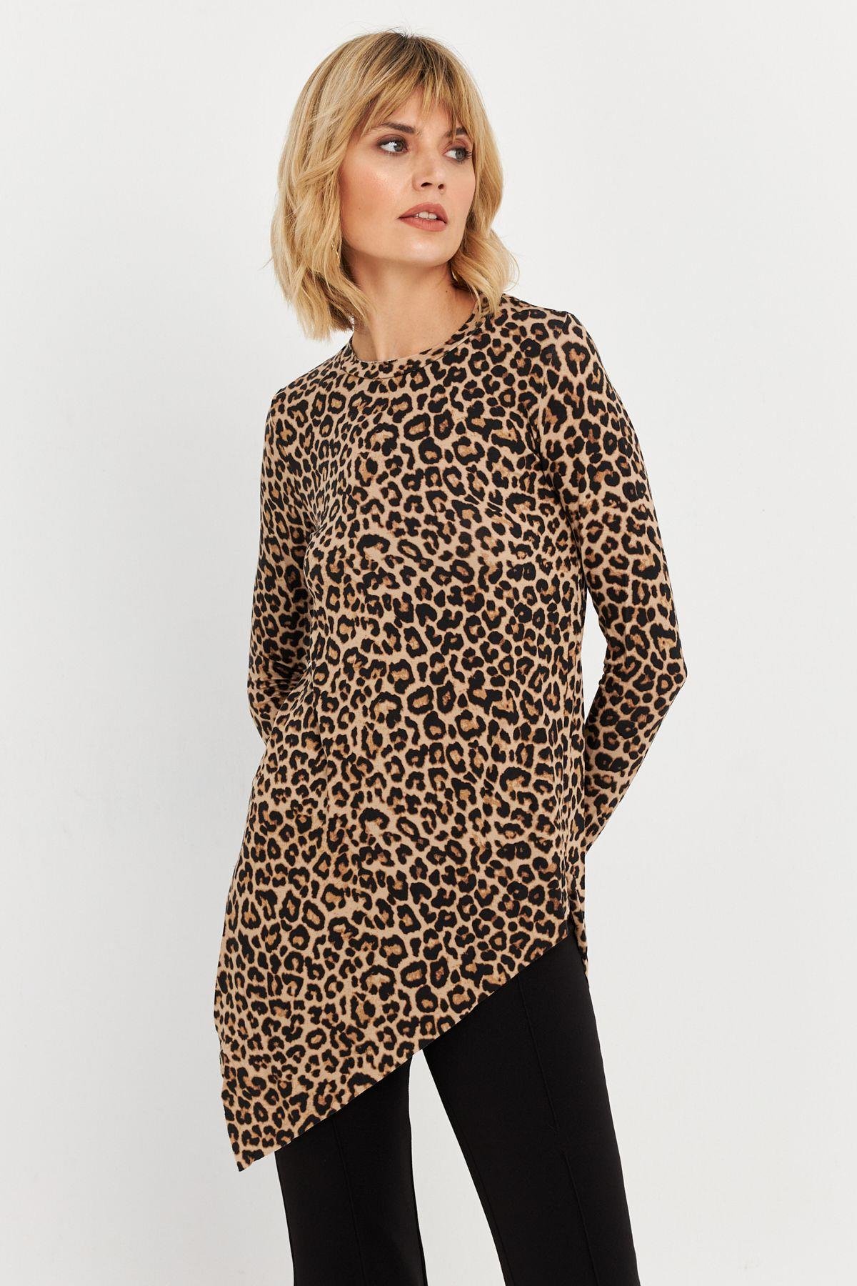 Kadın Vizon Asimetrik Zebra Desenli Tunik MLPP1186-1