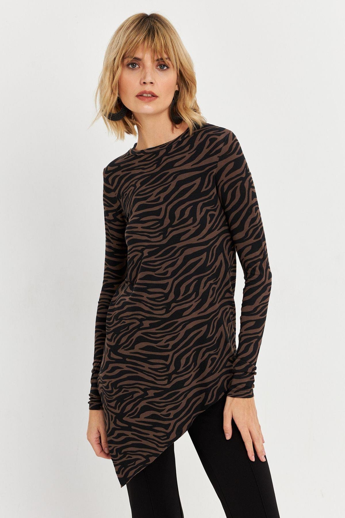 Kadın Vizon Asimetrik Zebra Desenli Tunik MLPP1186-1