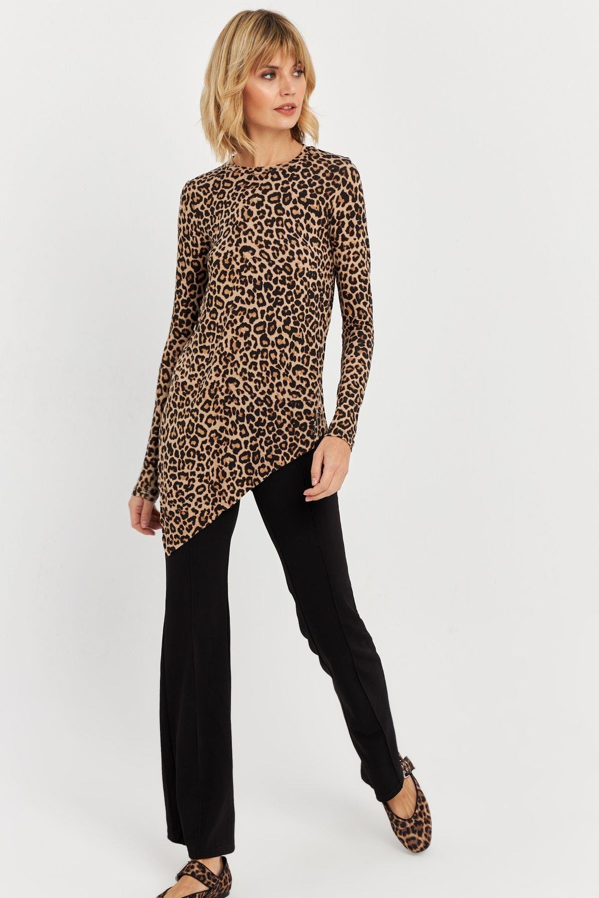 Kadın Vizon Asimetrik Zebra Desenli Tunik MLPP1186-1