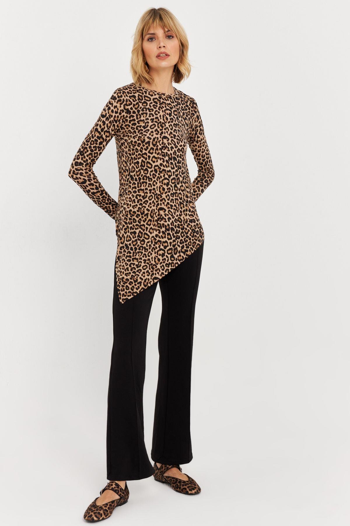 Kadın Vizon Asimetrik Zebra Desenli Tunik MLPP1186-1