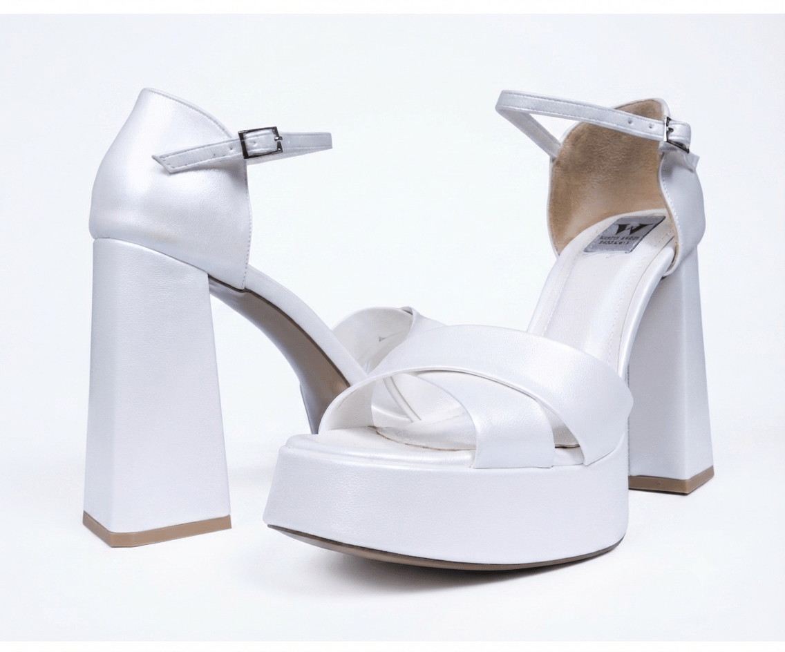Kadın Gümüş Renkli Özel Tasarımlı Platform Topuklu Abiye Ayakkabı 11 cm Platform Topuk