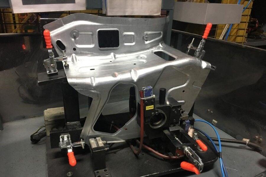 Enigma Yatay Taban Clamp Dikey Bağlantı Elemanı 1102 Y