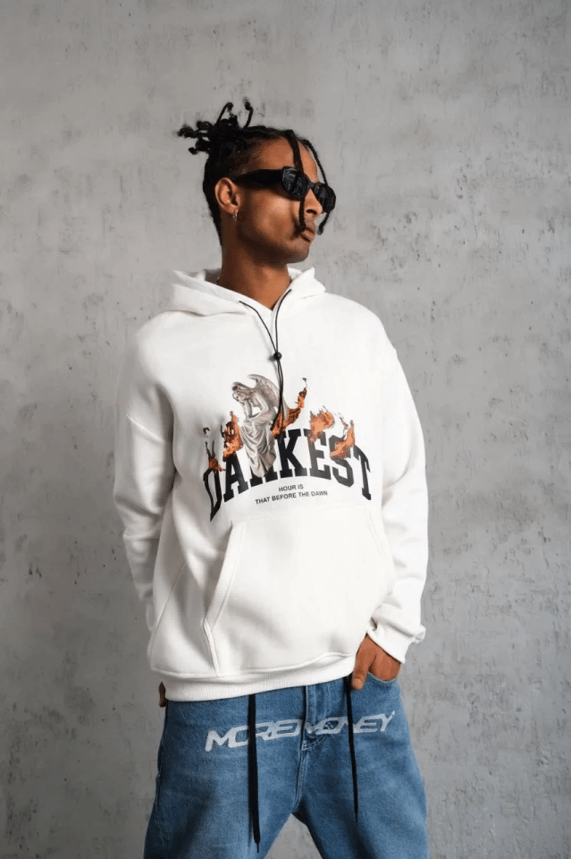 Erkek Oversize Kapüşonlu Sweatshirt – Beyaz Renk Üç İplik İçi Pamuklu Kanguru Cepli Baskılı Hoodie Rahat Kalıp Kışlık Günlük Kombinlere Uygun - Beyaz