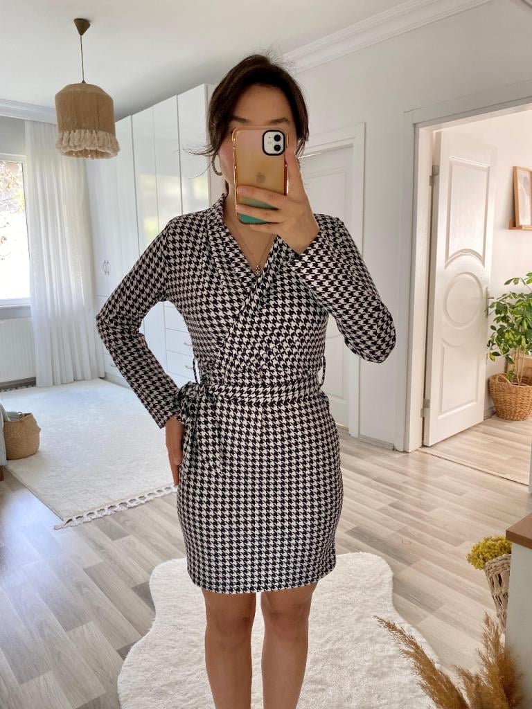 Kadın Uzun Kollu Kruvaze Yaka Bağlamalı Kemer Dalgıç Mini Boy Elbise