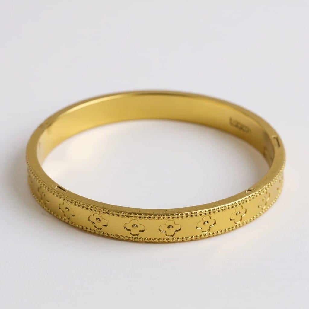 Çelik Marka Model Yonca Desen Gold Kelepçe Bileklik