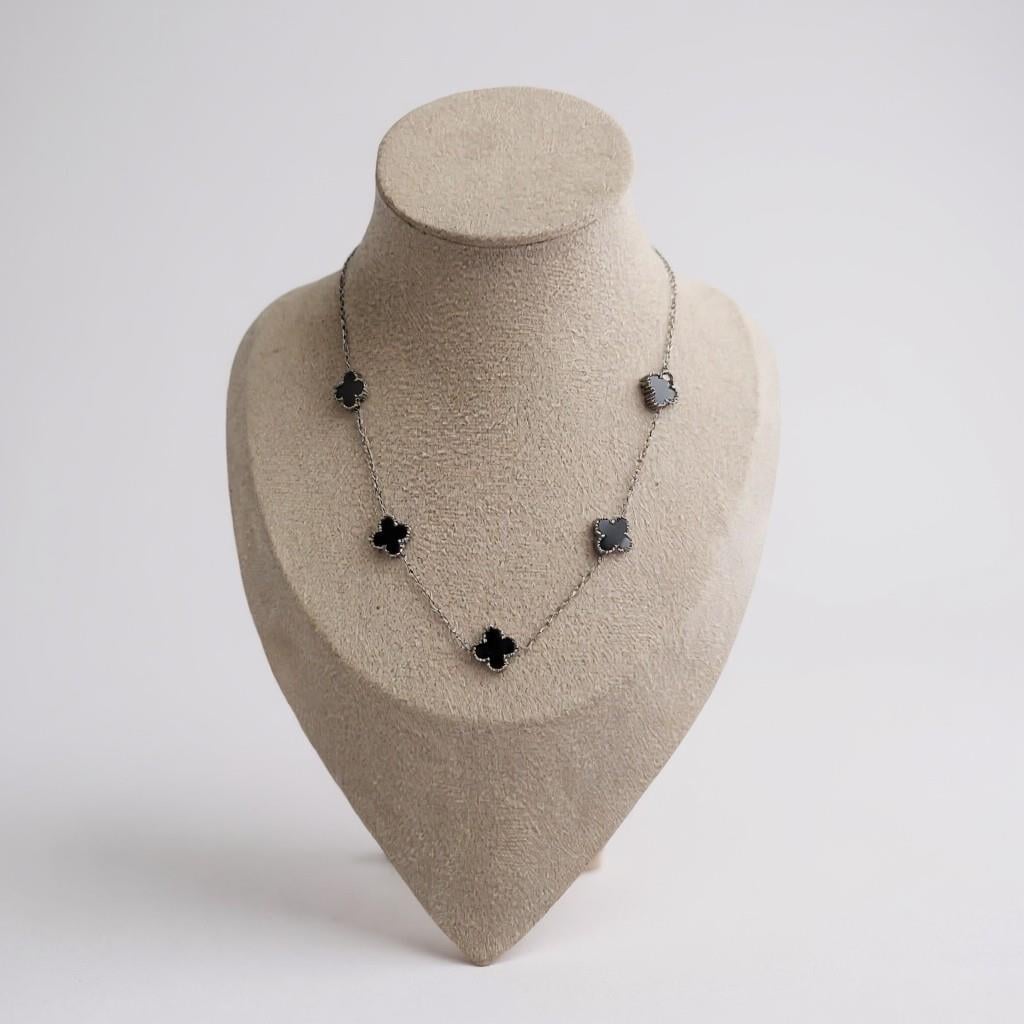 Çelik Silver Çift Taraflı Siyah 5'li Van Cleef  Kolye