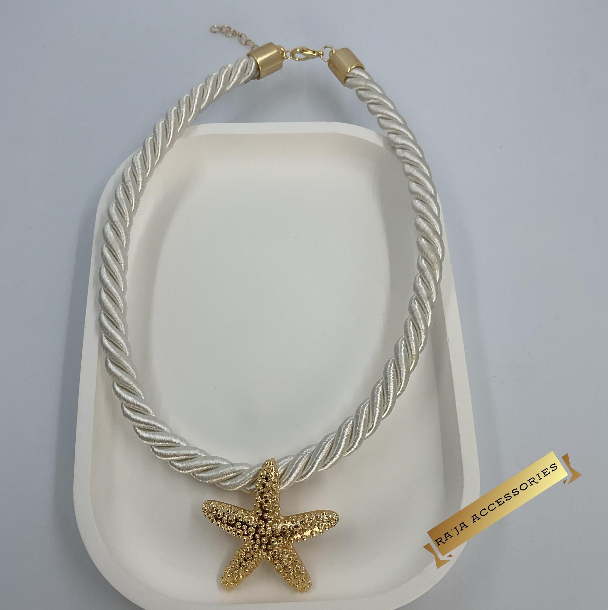 Deniz Yıldızı Charm Detaylı Halat Kolye