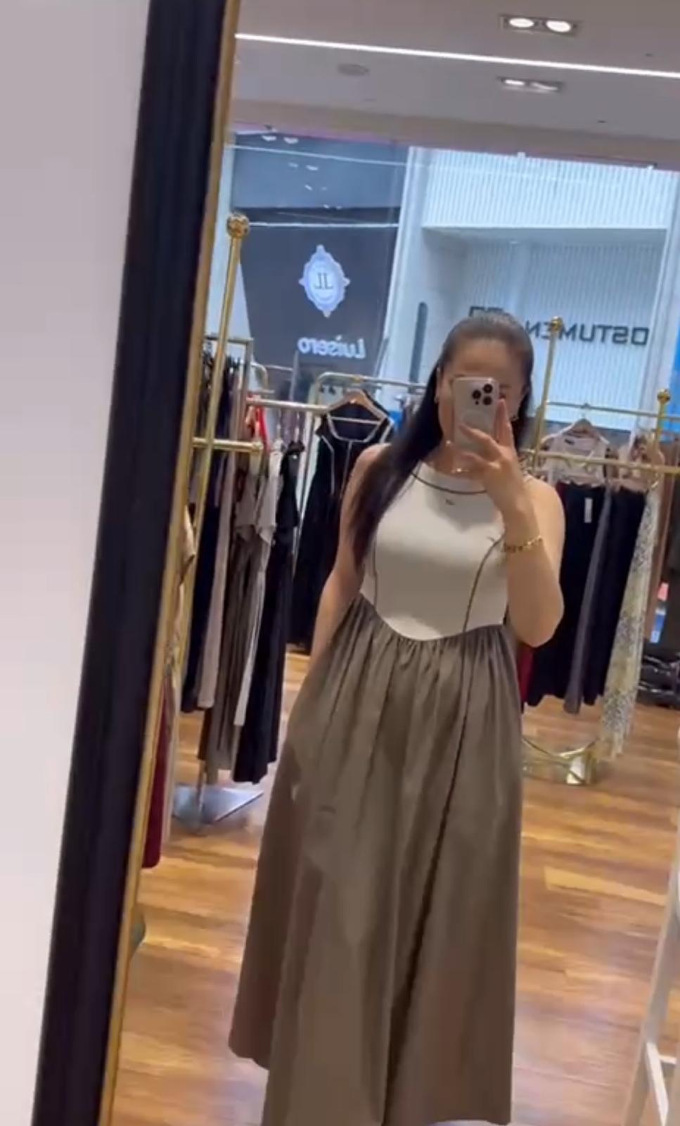 Dikey Çizgi Detay Vizon Prenses Model Elbise
