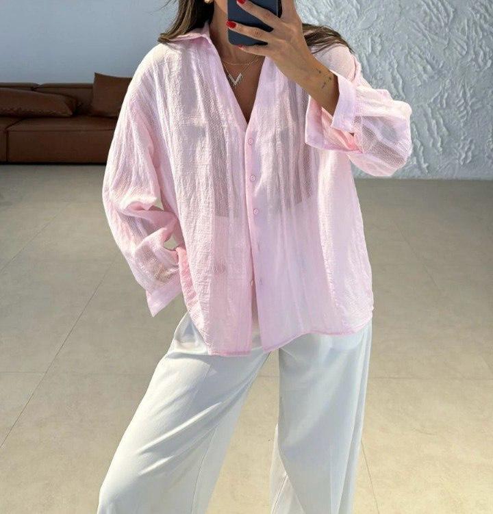 Kendinden Desenli Transparan Pembe Gömlek