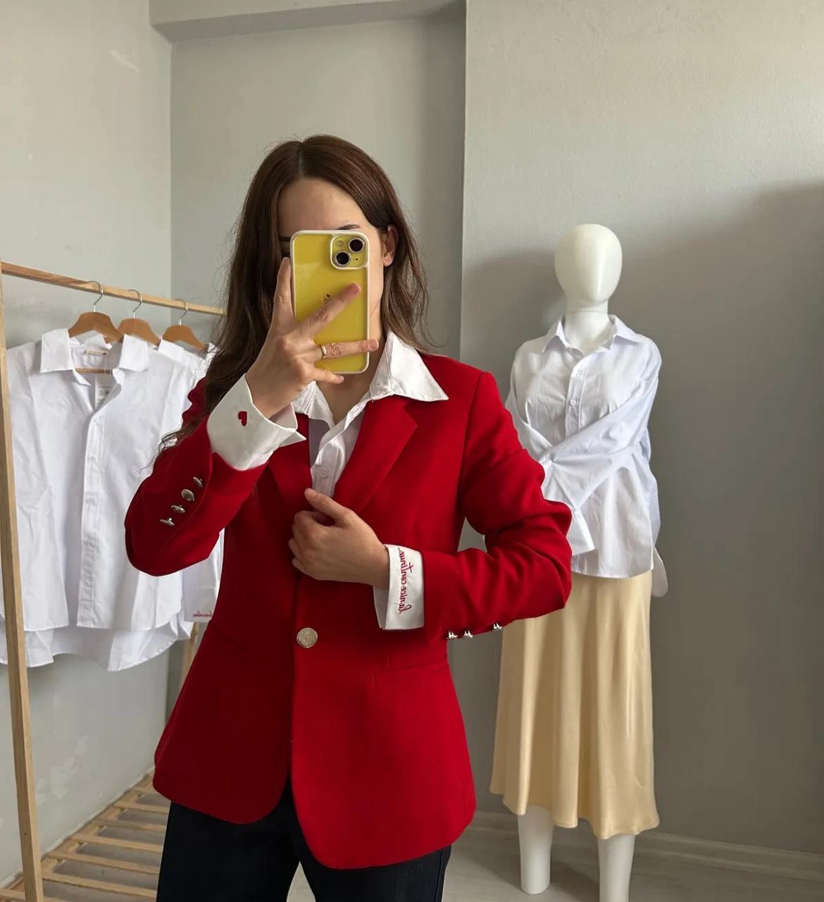 Özel Tasarım Nakış İşlemeli Pamuklu Poplin Basic Beyaz Gömlek