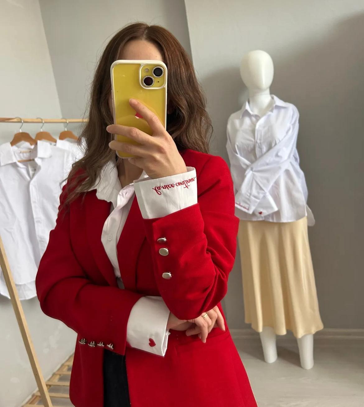 Özel Tasarım Nakış İşlemeli Pamuklu Poplin Basic Beyaz Gömlek