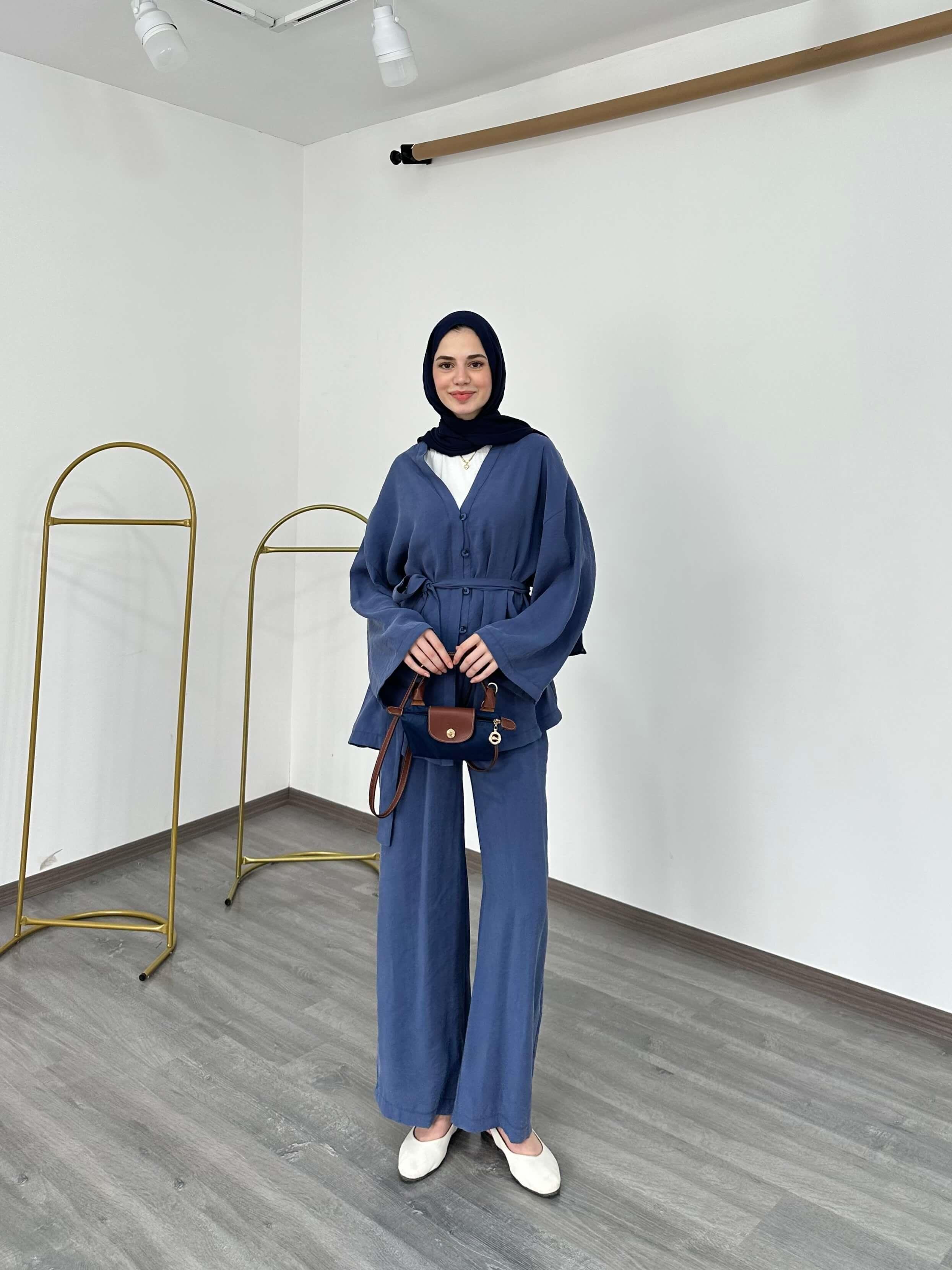 Kimono Model Düğmeli Kuşaklı Bol Paça Pantolonlu Takım Mavi