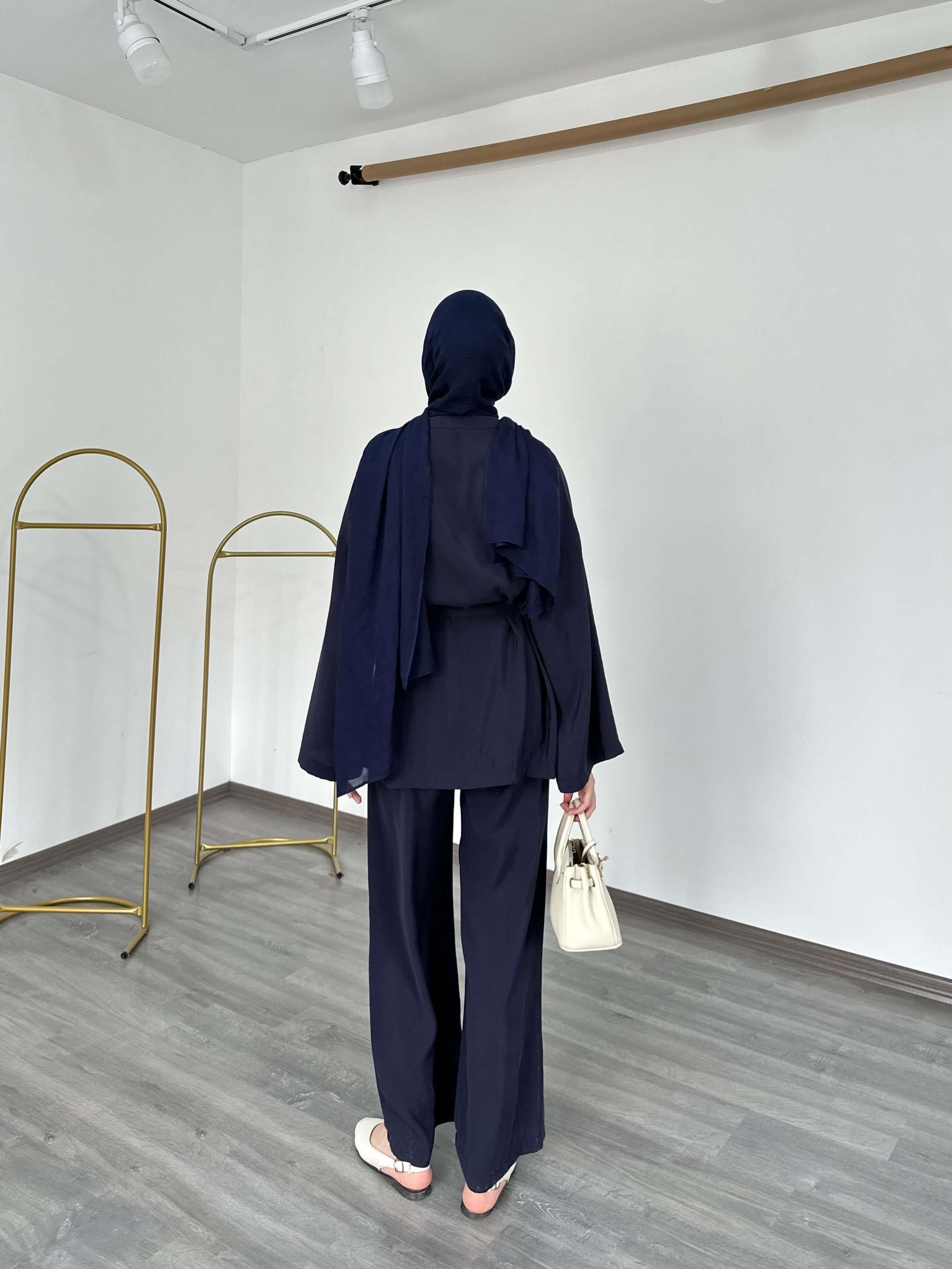 Kimono Model Düğmeli Kuşaklı Bol Paça Pantolonlu Takım Lacivert