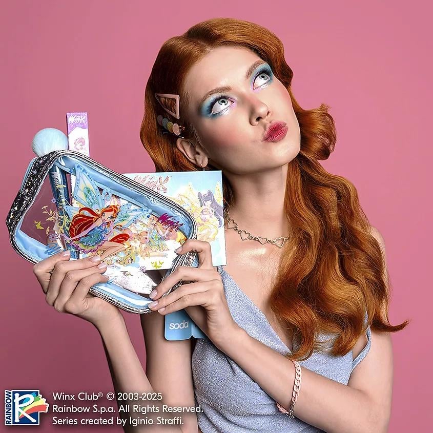 GREAT DRAGON MAKEUP BAG  magicalpower