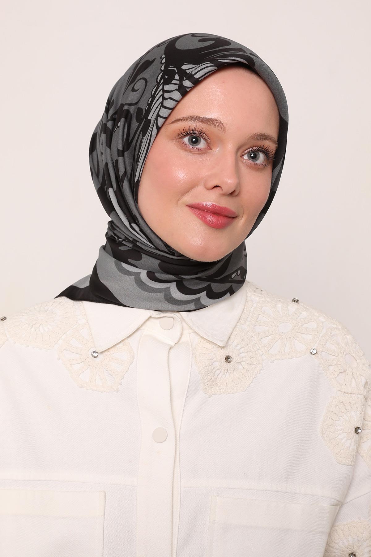 Flora Eşarp | Sonsuz Siyah