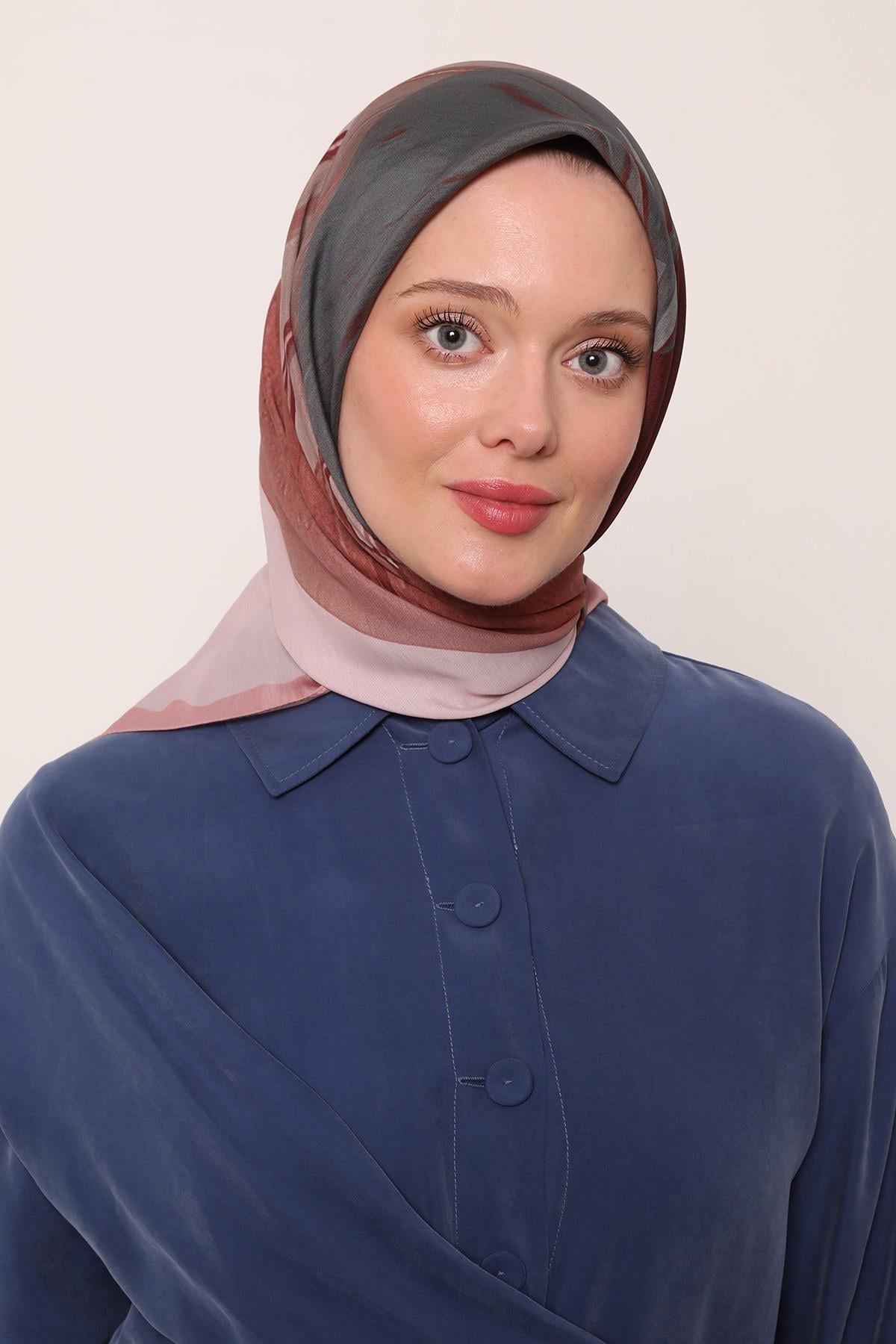 Floral Eşarp | Pudra Düşü