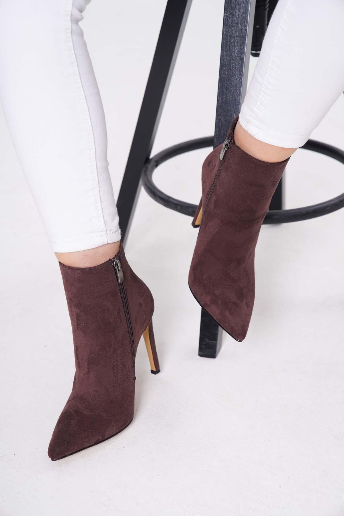 Golden heel 10.5 Cm   kahverengi süet Sivri Burun Kadın Topuklu Bot